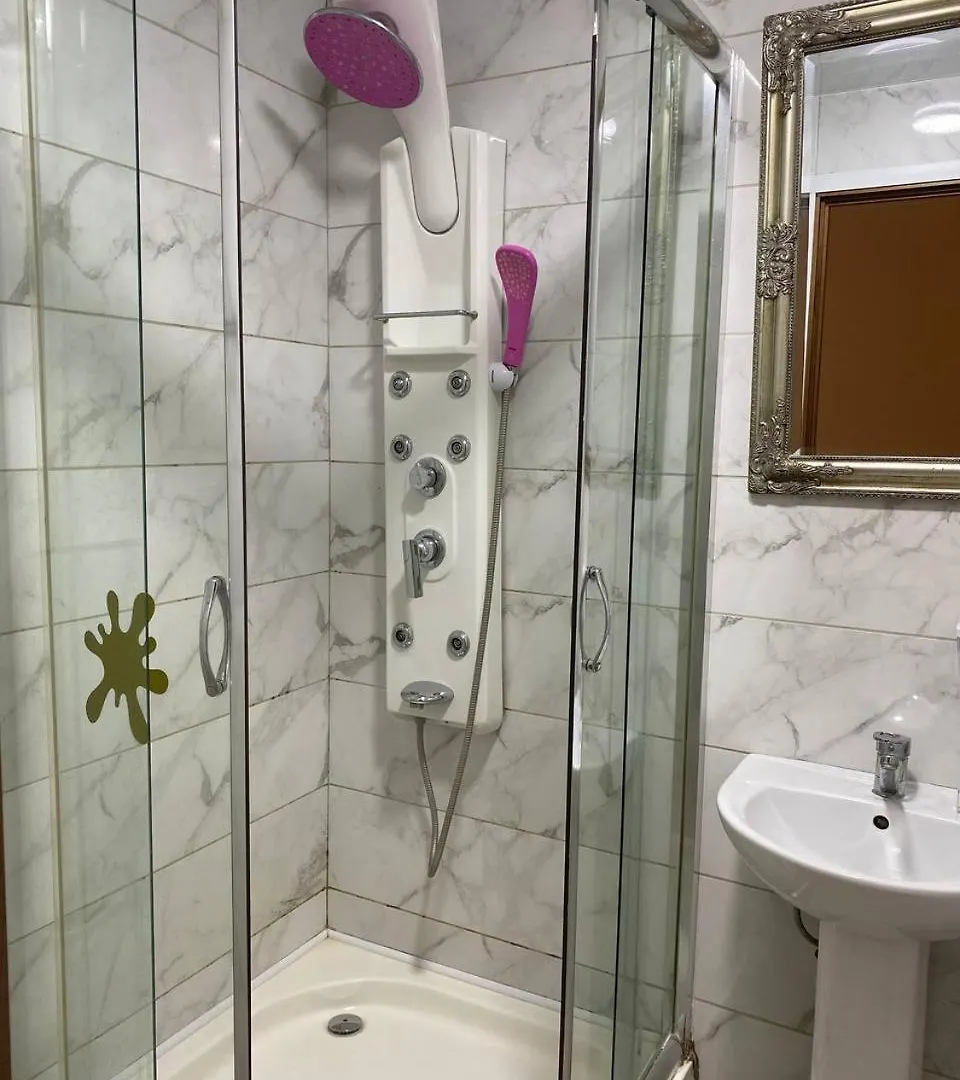 Old Town - Andrew Descent Apart otel Kiev Ukrayna